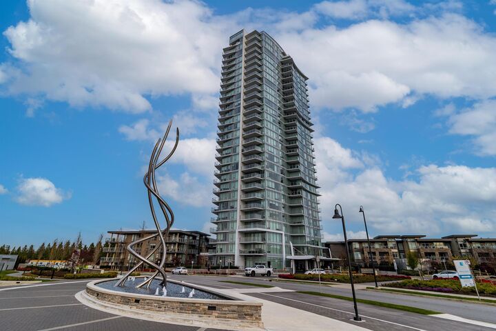 7769 Park Crescent 403 — photo 1