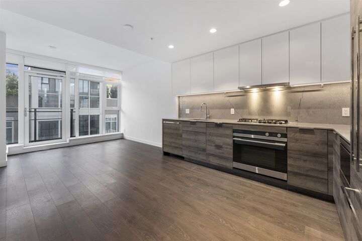 Property Photo:  1045 Austin Avenue 501  BC V3K 0G9 