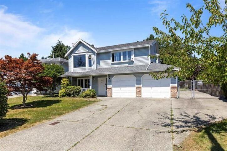 Property Photo: 14271 67 Avenue BC V3W 0P5