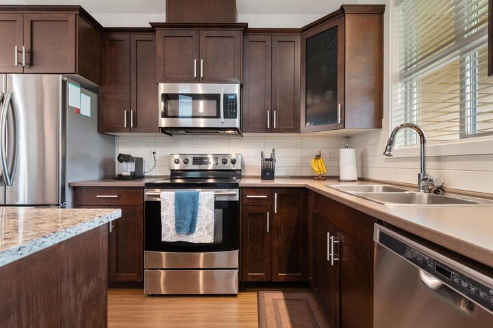 Property Photo:  44420 Sherry Drive 18  BC V2R 0R6 