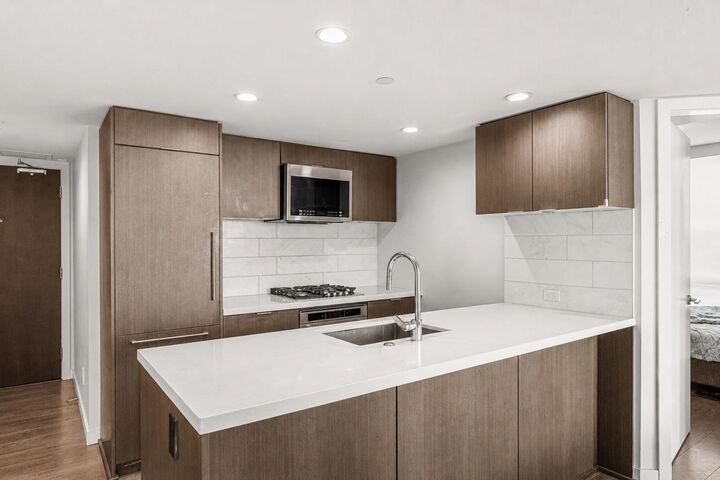 Property Photo:  8189 Cambie Street 1408  BC V6P 0G6 