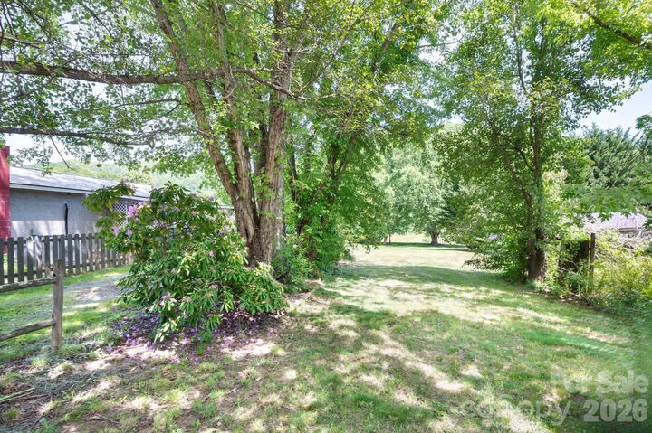Property Photo:  2802 Beaverdam Road  NC 28716 