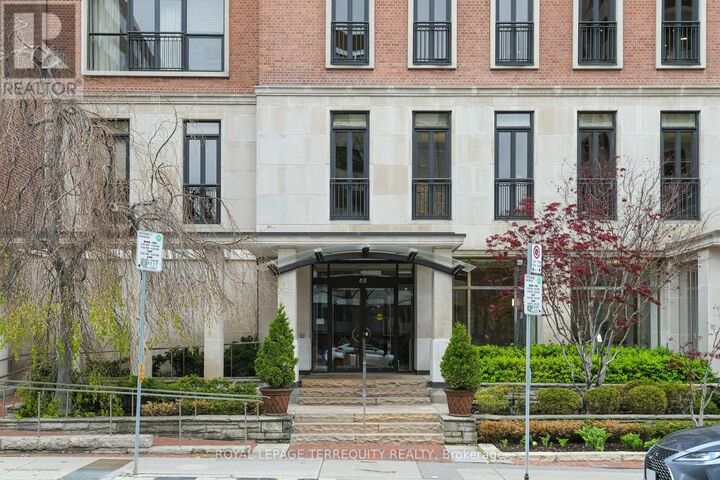 Property Photo:  48 St Clair Avenue West 406  ON M4V 2Z2 