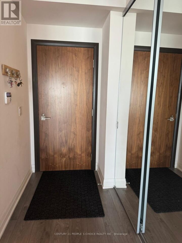 Property Photo:  36 Park Lawn Road 1206  ON M8Y 3H8 