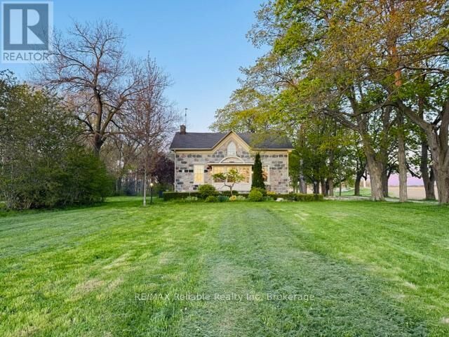 Property Photo:  74700 Bronson Line  ON N0M 1G0 