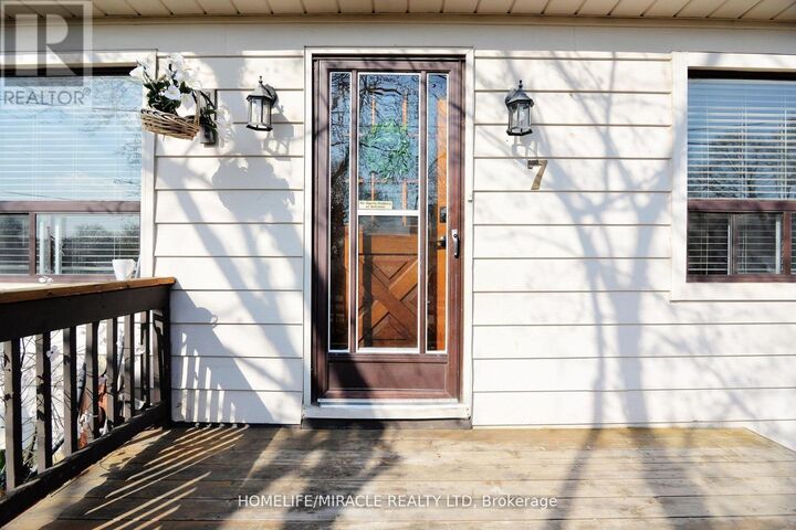 Property Photo:  7 Sophia Street  ON L6V 1T8 