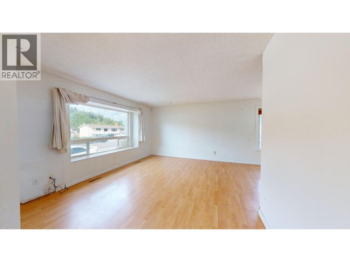 Property Photo:  2634 Springfield Road  BC V1X 1B8 
