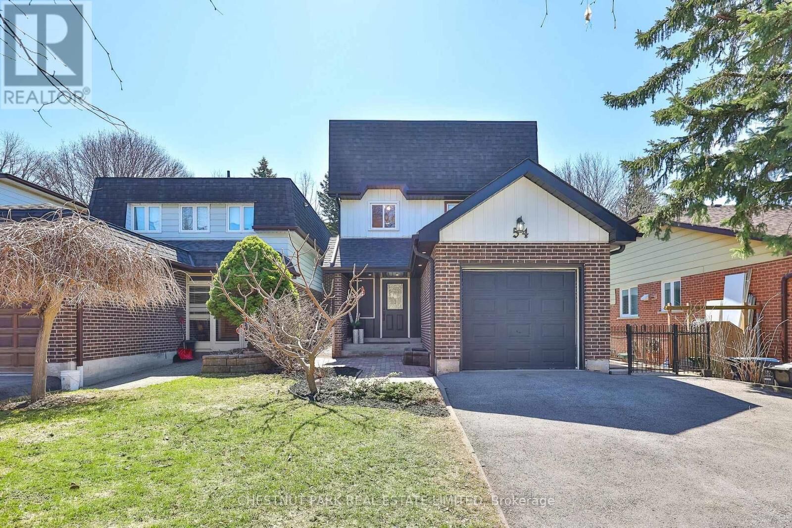 Property Photo:  54 Loganberry Crescent  ON M2H 3H1 