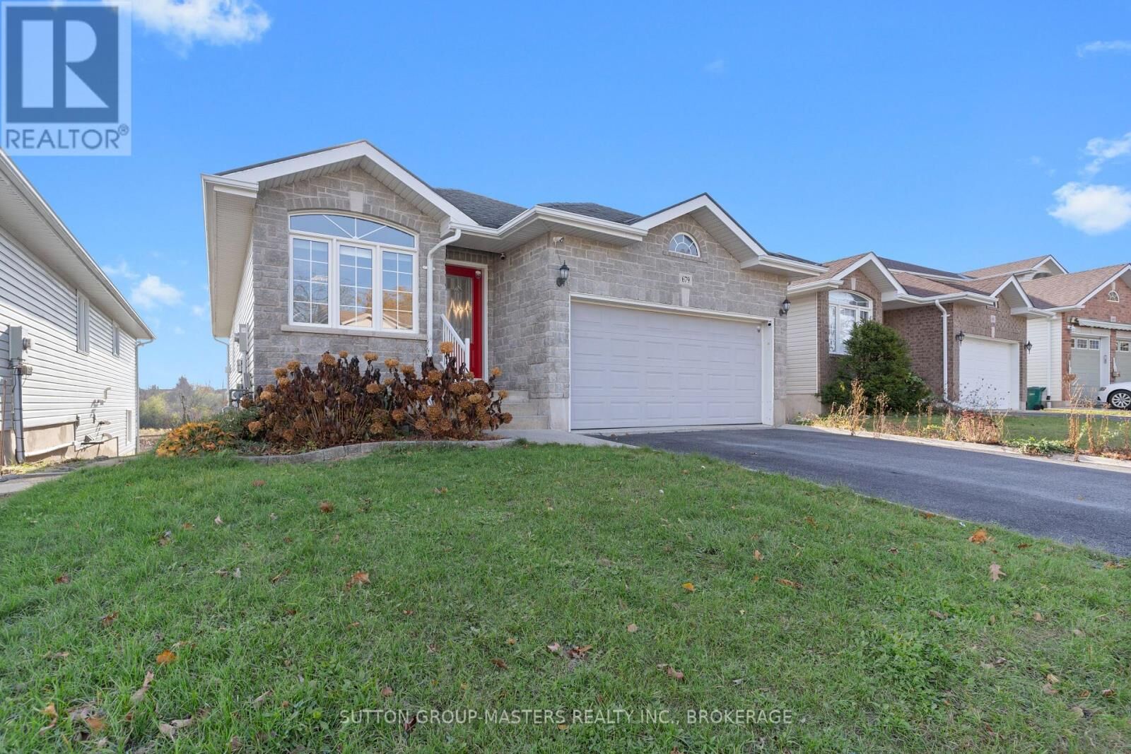 Property Photo:  679 Melrose Street  ON K7M 9G8 