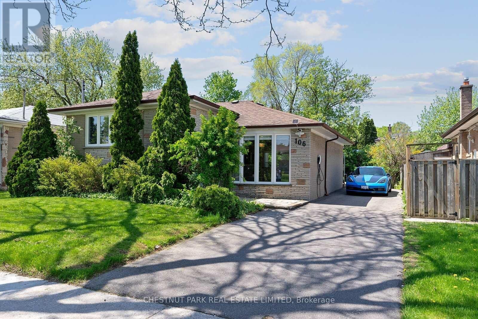 Property Photo:  106 Fitzgibbon Avenue  ON M1K 4A3 