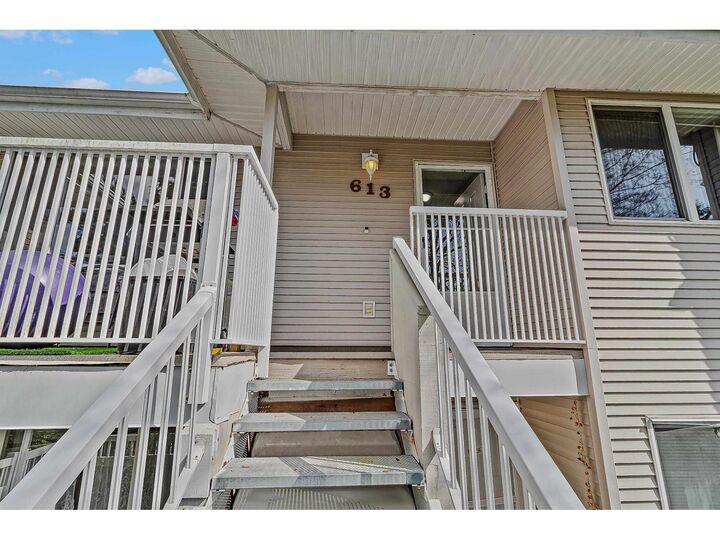 Property Photo: 13923 72 Avenue 613 BC V3W 2P6