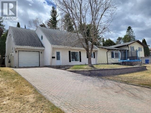 Property Photo:  14 Ingall Dr  ON P8N 3B7 