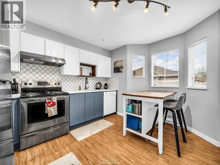 Property Photo: 12188 Harris Road 1 BC V3Y 2N3