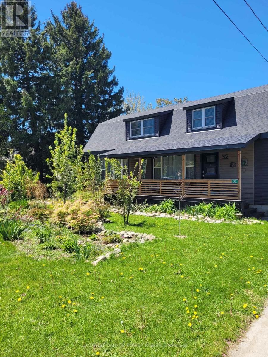 Property Photo: 32 Ann Street ON N0M 1B0