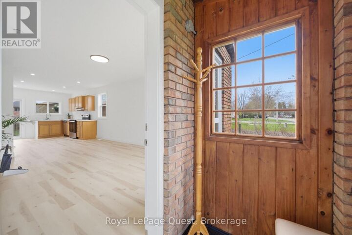 Property Photo:  38 Adair Street  ON L3V 2X2 