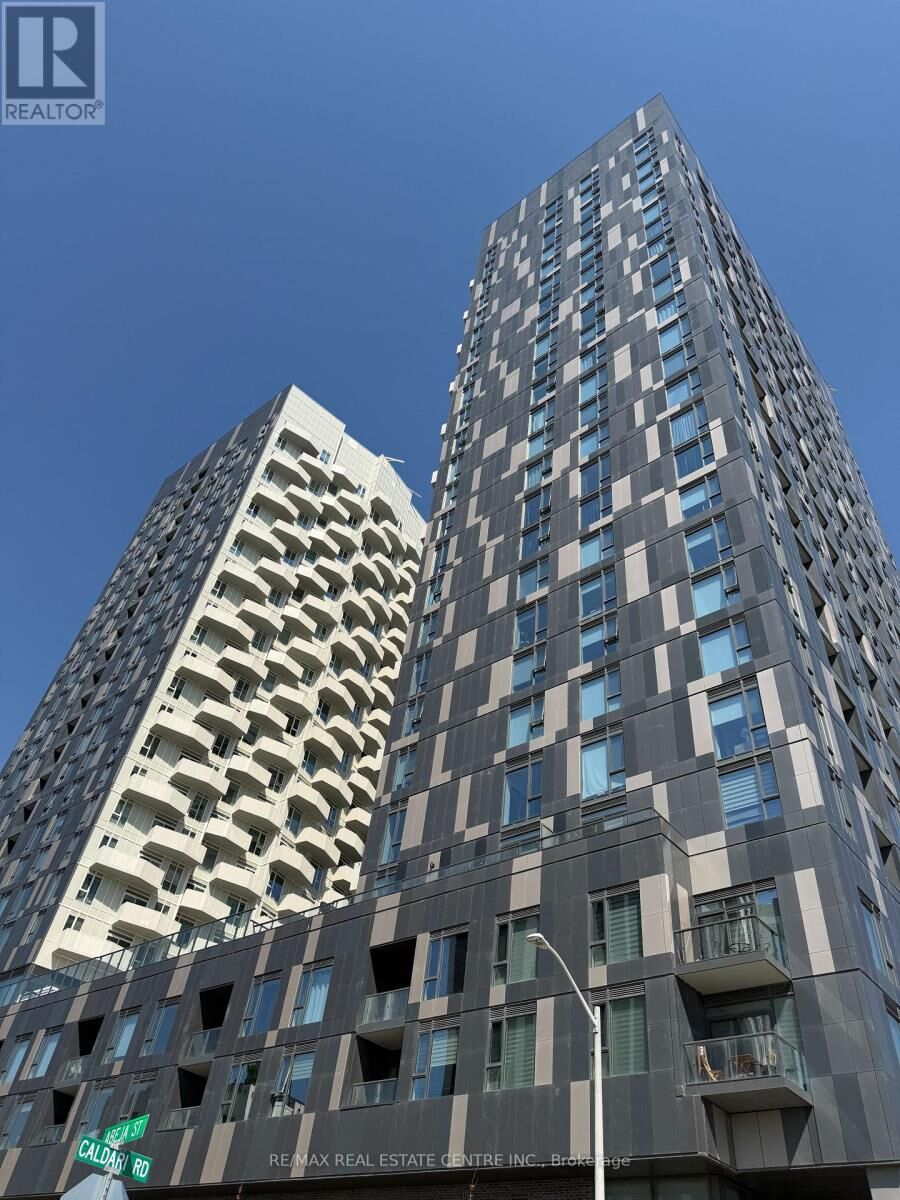 Property Photo: 498 Caldari Road 725 ON L4K 0R6