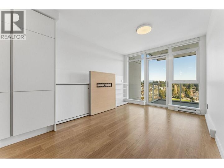 Property Photo:  525 Foster Avenue 1808  BC V3J 0H6 