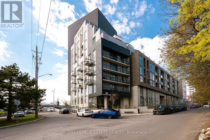 Property Photo: 90 Glen Everest Road 611 ON M1N 0C3