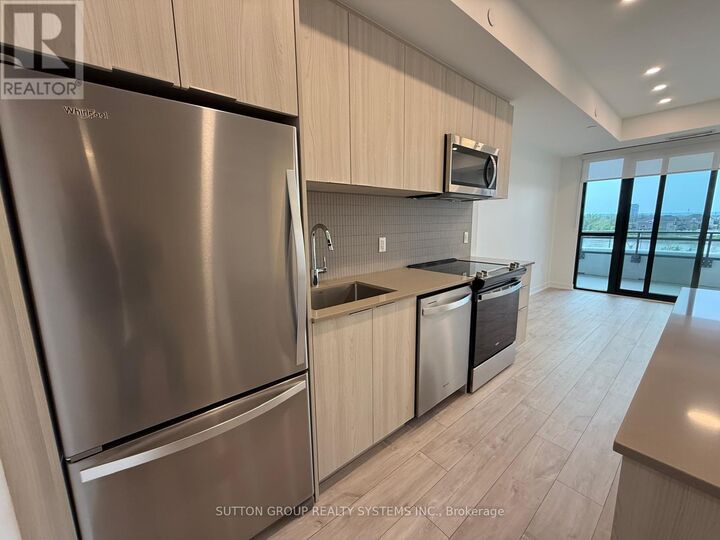 Property Photo:  740 Whitlock Avenue  ON L9E 2B2 
