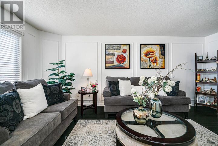 Property Photo:  54 Waller Street  ON L1R 1Z8 