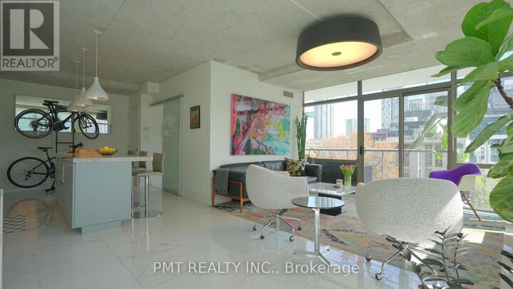 Property Photo:  55 Stewart Street 831  ON M5V 2V1 