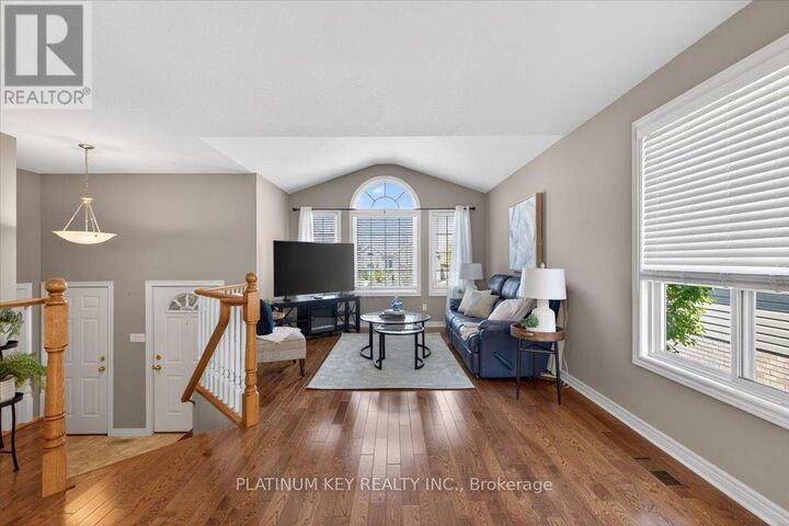 Property Photo:  519 Darcy Drive  ON N7G 4L1 