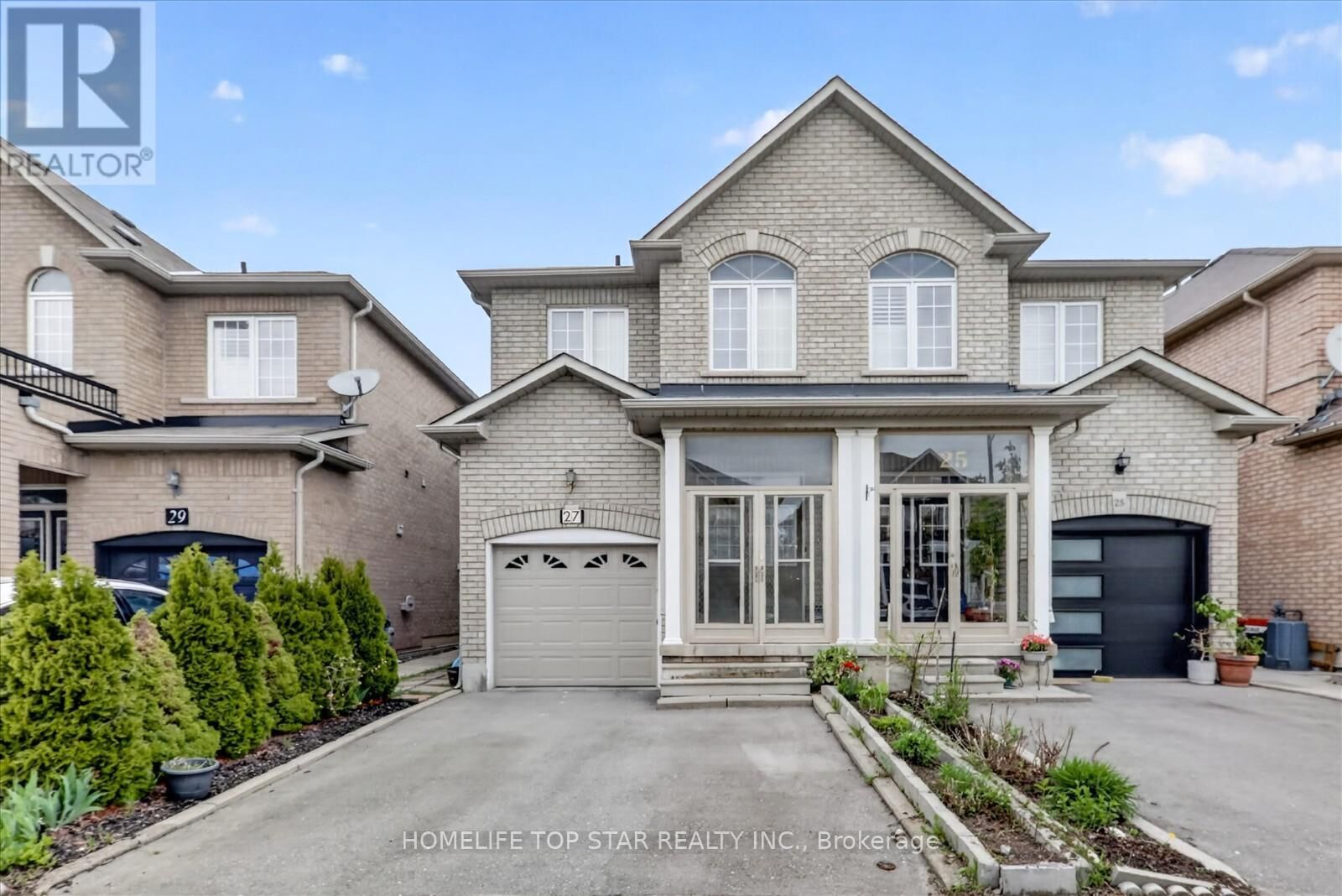 Property Photo:  27 North Lahore Crescent  ON L3S 0A6 