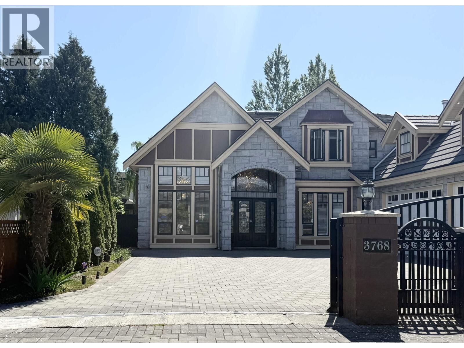 Property Photo:  3768 Barmond Avenue  BC V7E 1A3 
