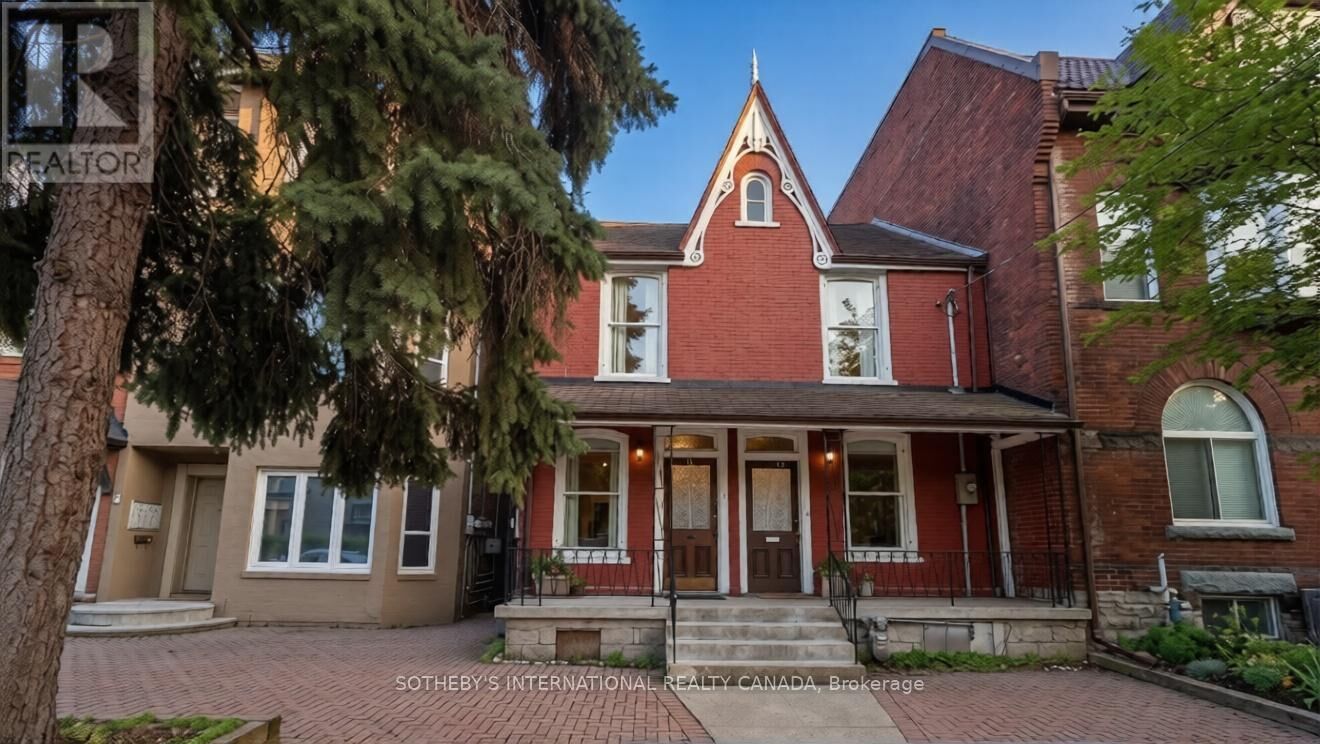 Property Photo: 11 D'Arcy Street ON M5T 1J8