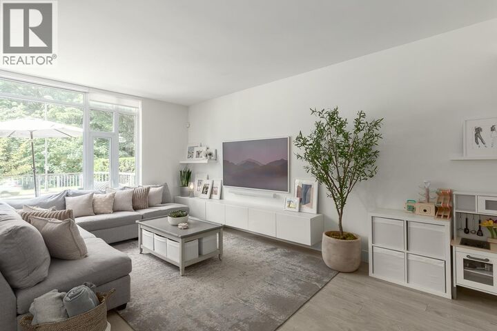 Property Photo:  680 Seylynn Crescent 105  BC V7J 0B5 