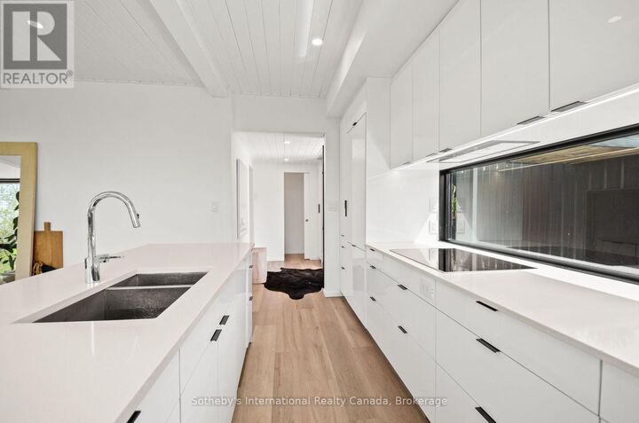 Property Photo: 10 Eureka Street ON M0N 1J0