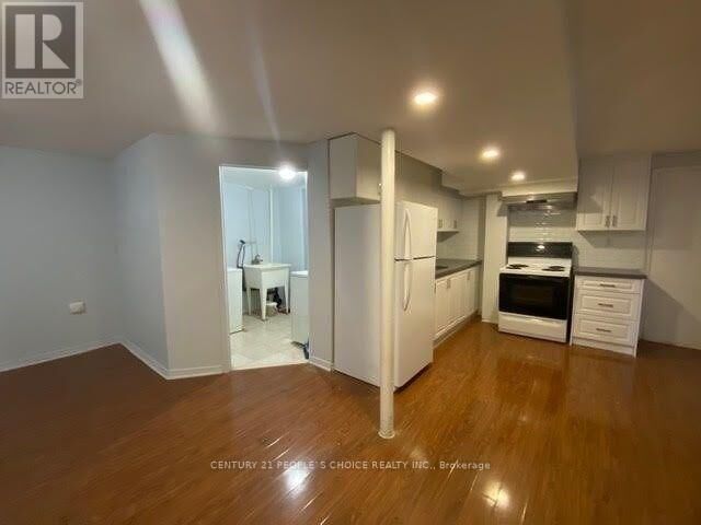 Property Photo:  1546 Beechlawn Drive Bsmnt  ON L1V 6G1 