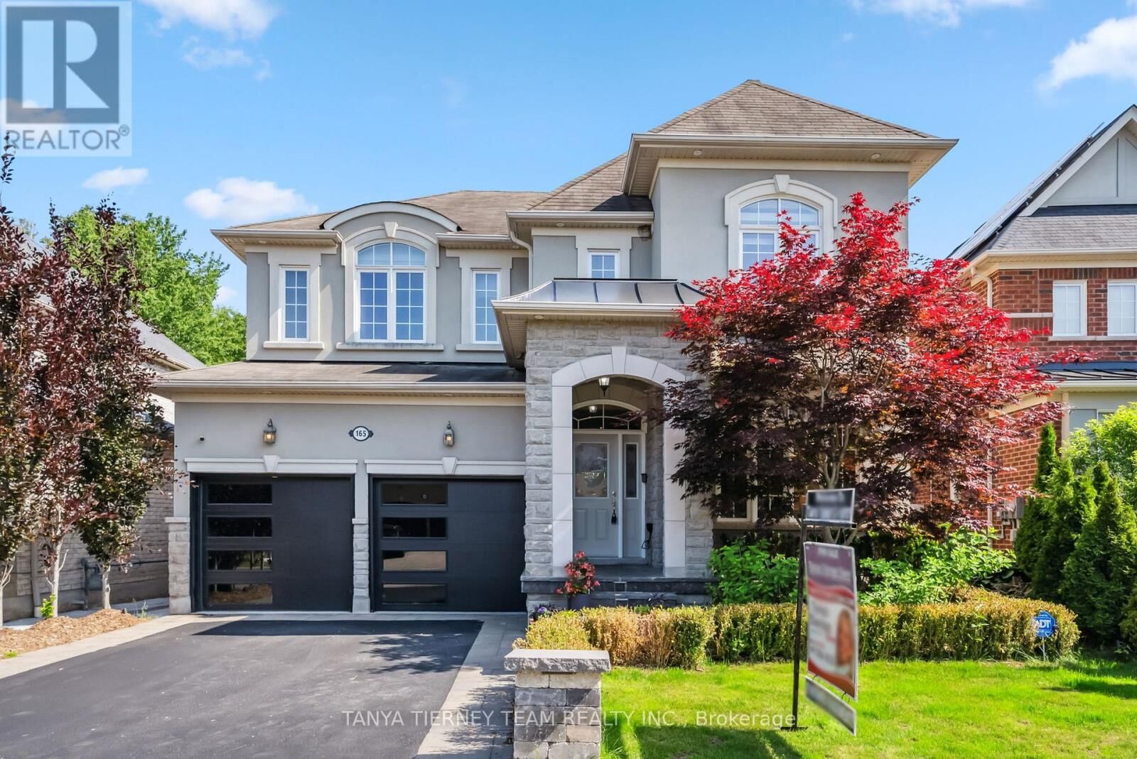 Property Photo:  165 Rivers Edge Place  ON L1R 0G4 