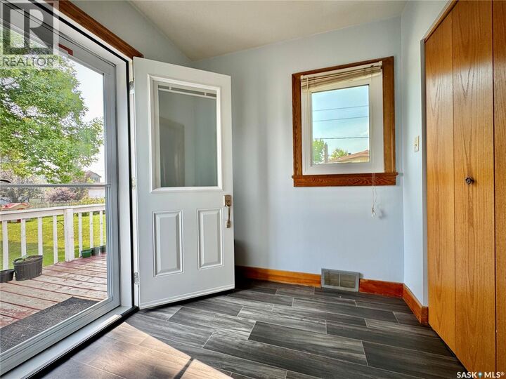 Property Photo: 405 March Avenue E SK S0A 0A0