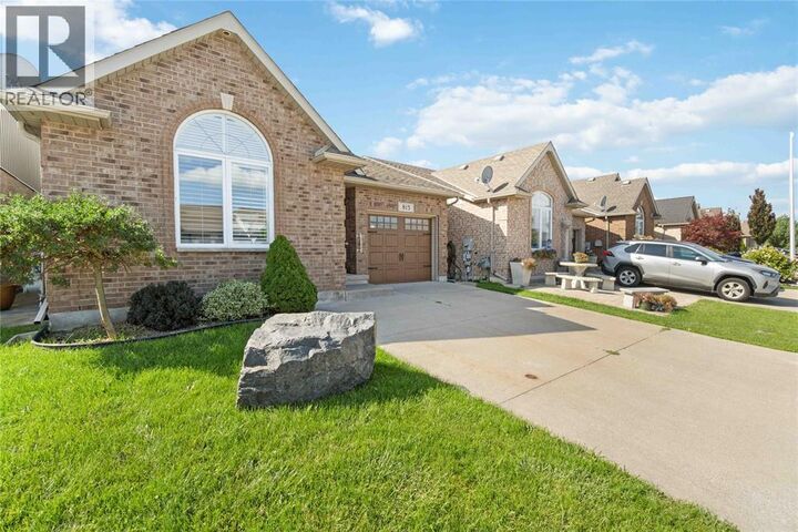 Property Photo: 815 Carriage Way ON N7W 0A5