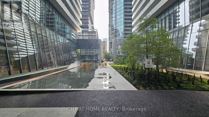 Property Photo:  50 Charles Street East 3405  ON M4Y 0C3 
