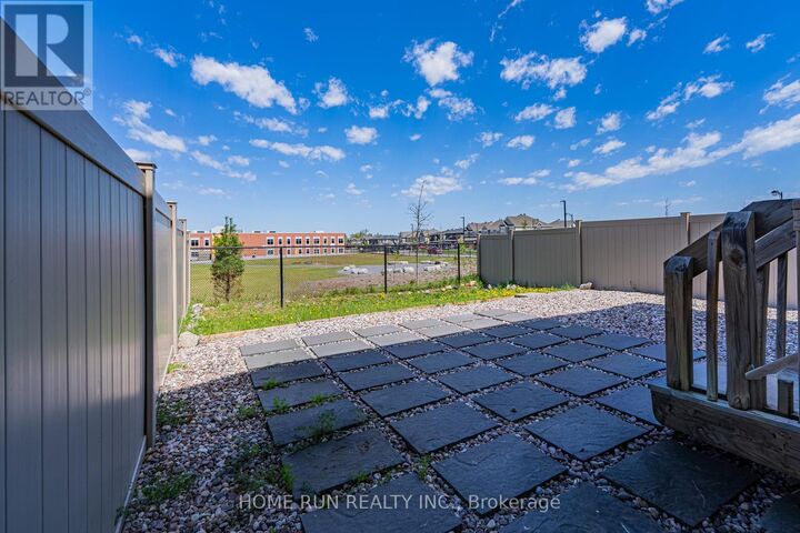 Property Photo:  42 Clonfadda Terrace  ON K2J 6E9 