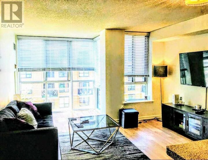 Property Photo: 801 King Street West 514 ON M5V 3C9