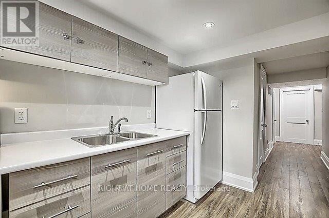Property Photo:  167 Septonne Avenue Lower  ON L3Y 2W4 