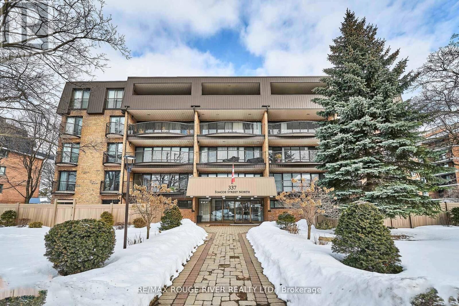 Property Photo: 337 Simcoe Street 401 ON L1G 4T2