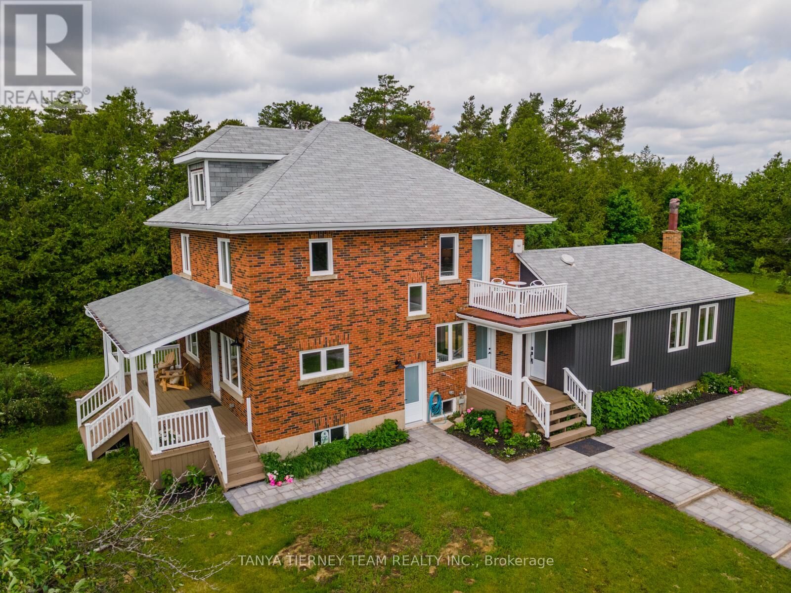 Property Photo:  275 Scugog 14 Line  ON L9P 1R3 