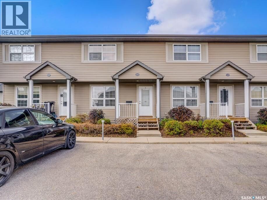 Property Photo:  14 300 Maccormack Road  SK S0K 2T1 
