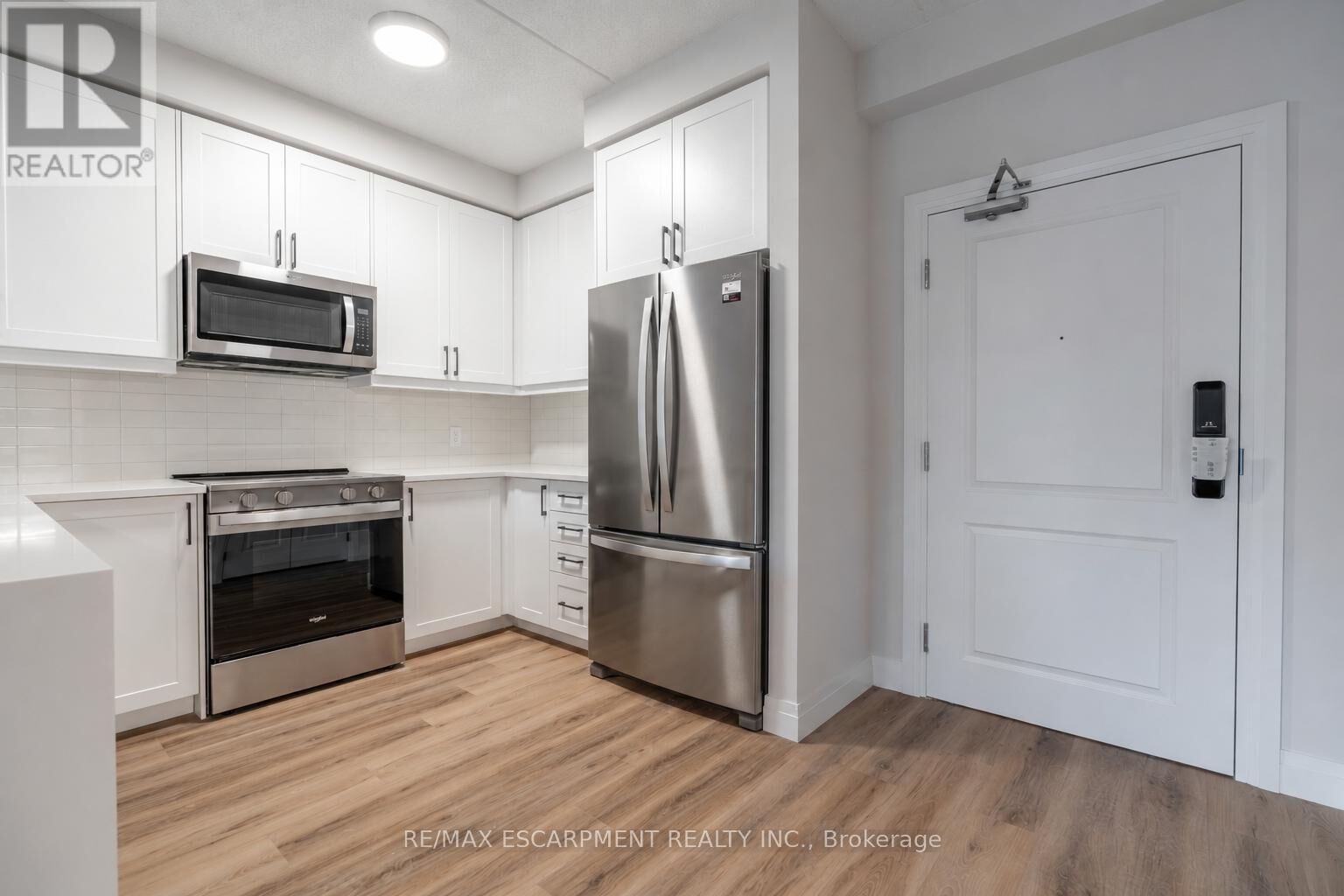 Property Photo:  6415 Regional Road 25 201  ON L9T 8R2 