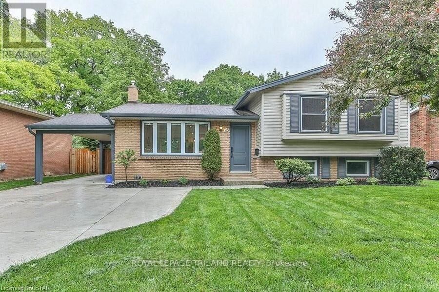 Property Photo:  310 Grand View Avenue  ON N6K 2S9 