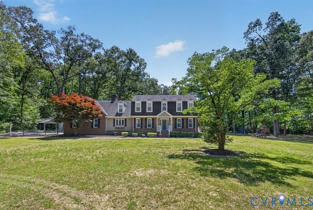 Property Photo:  6257 Blackbear Trail  VA 23116 