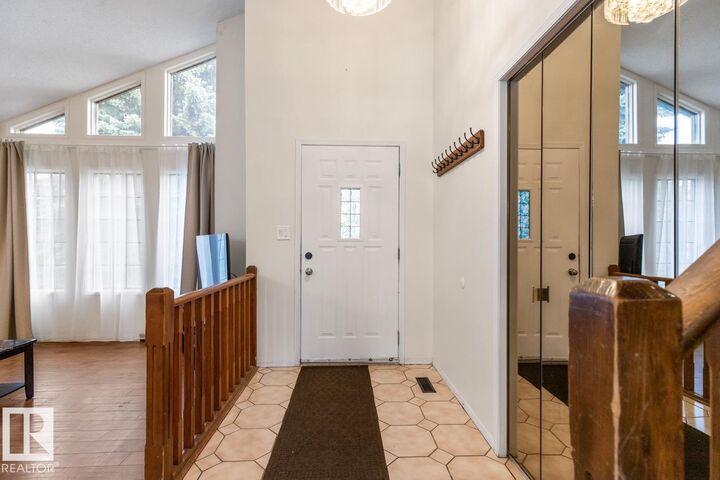 Property Photo:  4340 33 Street NW  AB T6T 1B7 