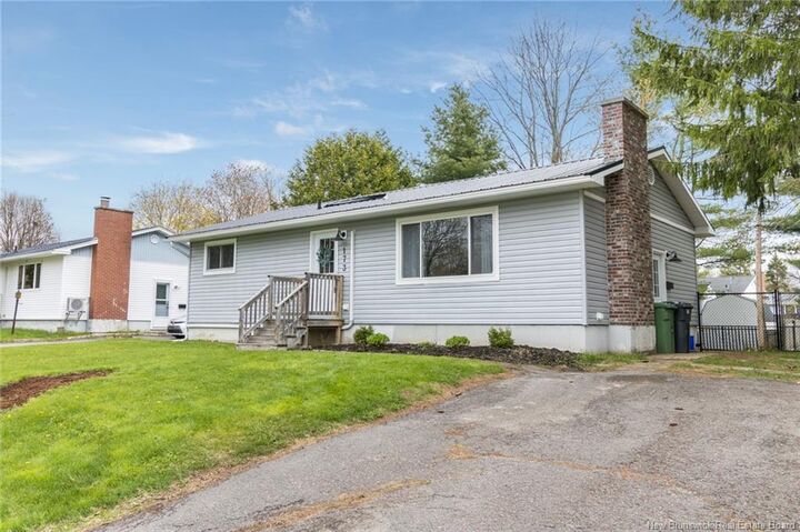 Property Photo:  173 Gulliver Drive  NB E3A 5B1 
