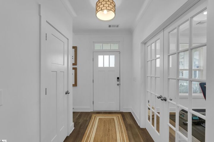 Property Photo: 48 Elmsley Road SC 29607