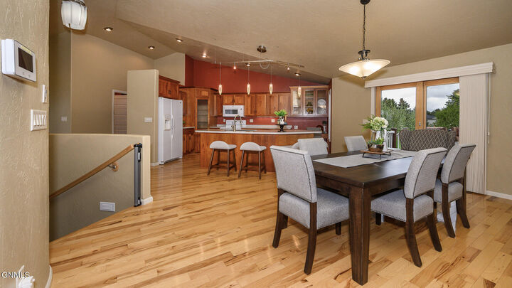 Property Photo:  2781 Promontory Drive  ND 58503 