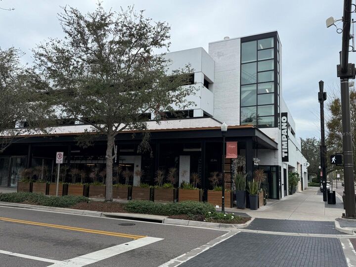 Property Photo:  1715 W Carmen Street  FL 33606 
